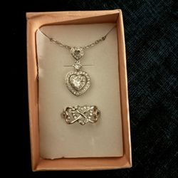 Woman’s Necklace And Earring Set
