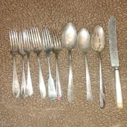 Silver Plated/Antique Silverware 