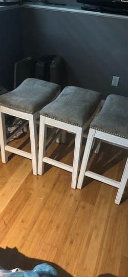 Set of 3 Backless Bar Stools with Nailhead Trim