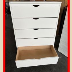 5 drawers dresser / Five drawers dresser / Cajonera / Comoda