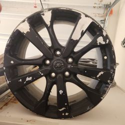 2016-18  Altima 18" Alloy Rim.