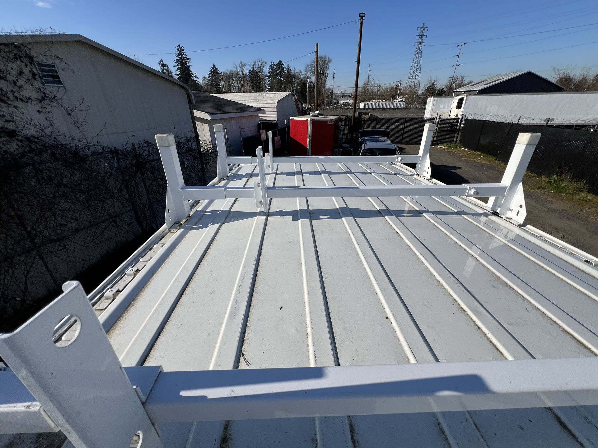 Nissan NV 2500 Cargo Van Roof Rack