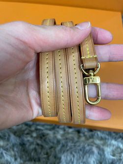 lv bag with buckle