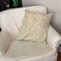 Vintage Club Chair With Ottoman 