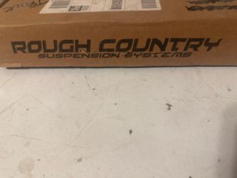 Brand New Rough Country Chevy Trail Boss Leveling Kit