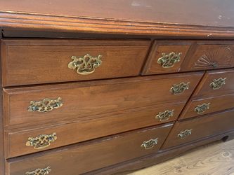 Dressers With 9 Drawers