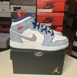 AIR JORDAN 1 MID SE (GS French Blue Light Steel) [5Y,  6Y,  6.5Y  &  7Y]