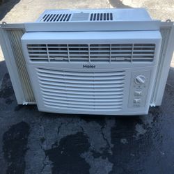 Very Good Condition Haier Air Conditioner 