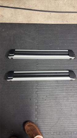 Volvo roof mount ski/snowboard racks