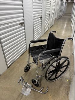 Wheelchair foldable