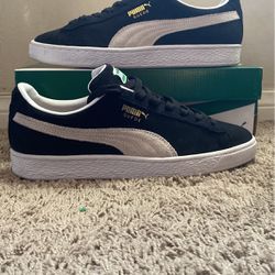 Puma Suede 8.5+ White Chunky Laces
