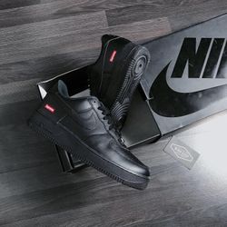 Nike Supreme Air Force 1 Black Size 12