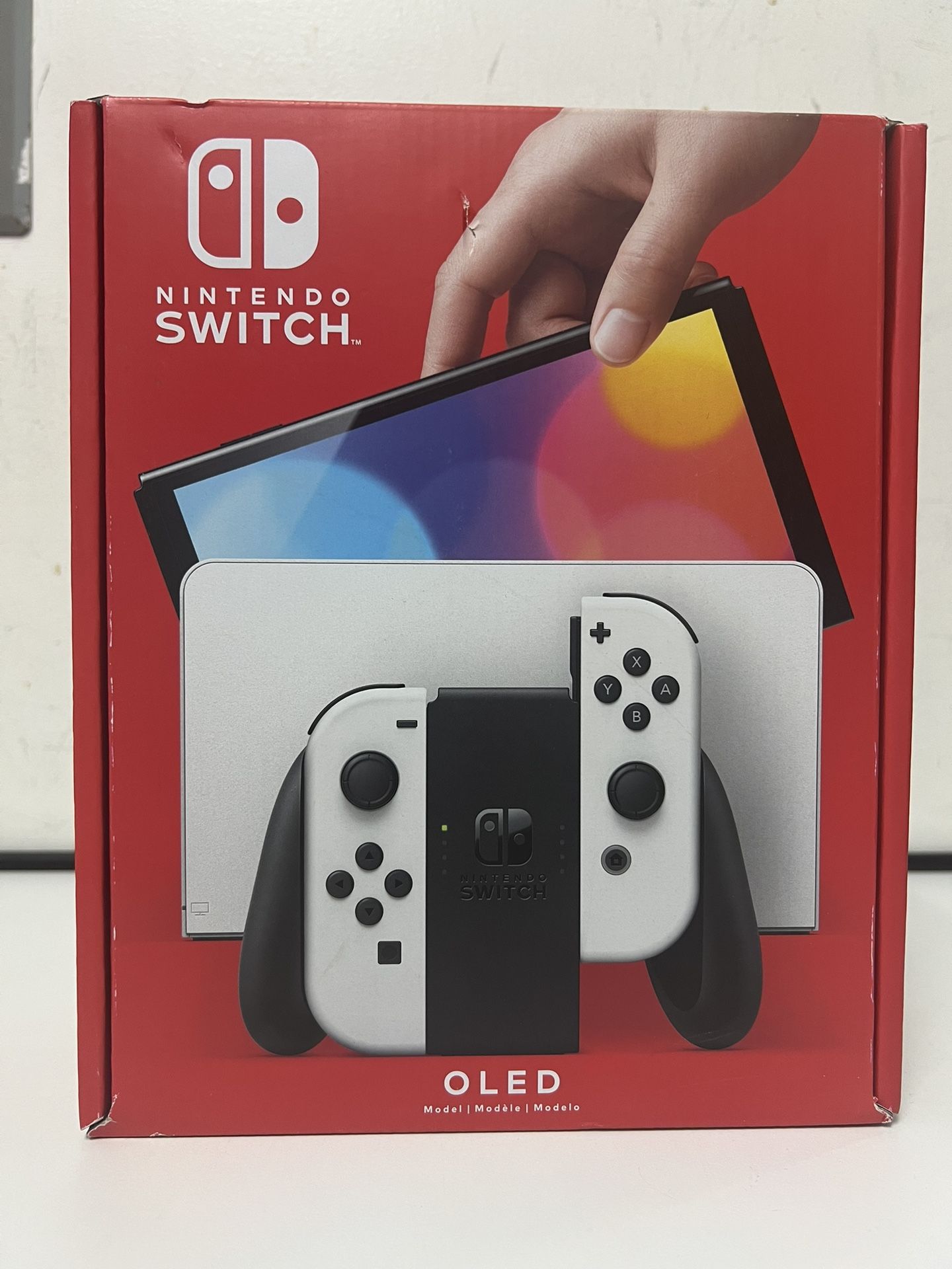 Nintendo Switch – OLED Model w/ White Joy Con White