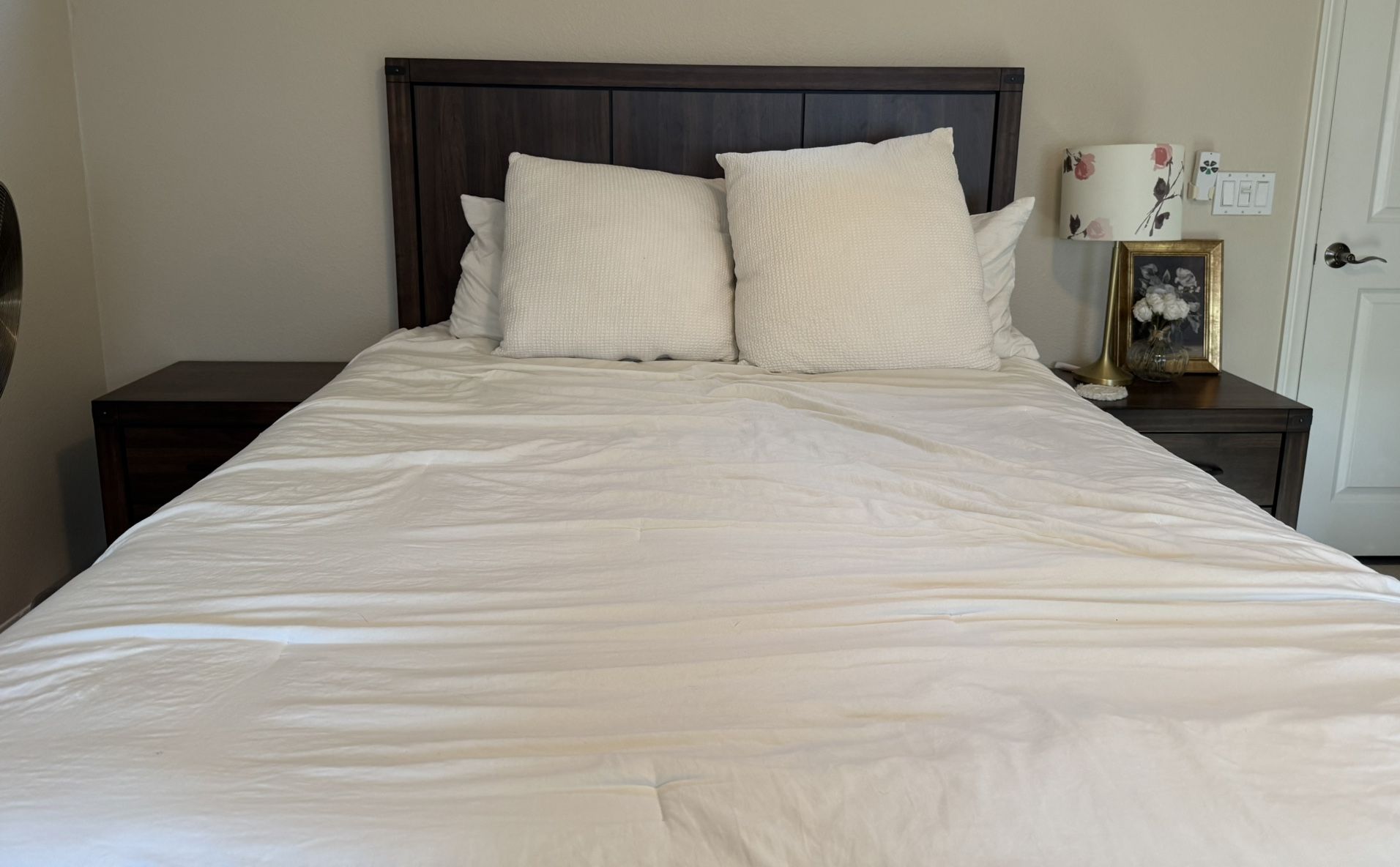 Queen Bedroom Set