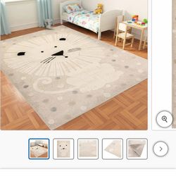 Viana Whimsy Kid's Lion Rug 5 ft. 3 in. x 7 ft. (120)