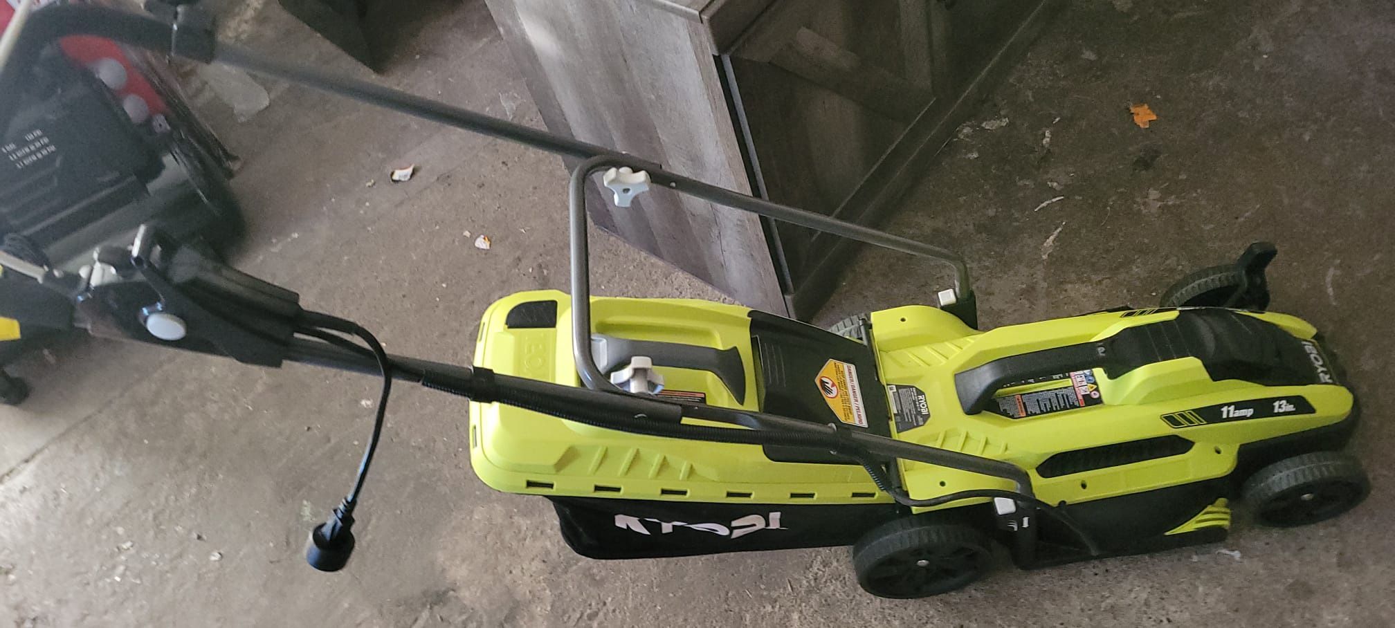 Podadora Rioby. Electric Con Cable