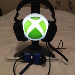 Xbox Stand And  Corsair Headsets 