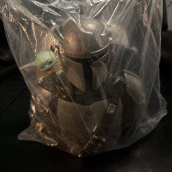 Star Wars Mandalorian popcorn bucket