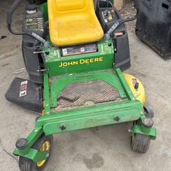 John Deere EZtrak