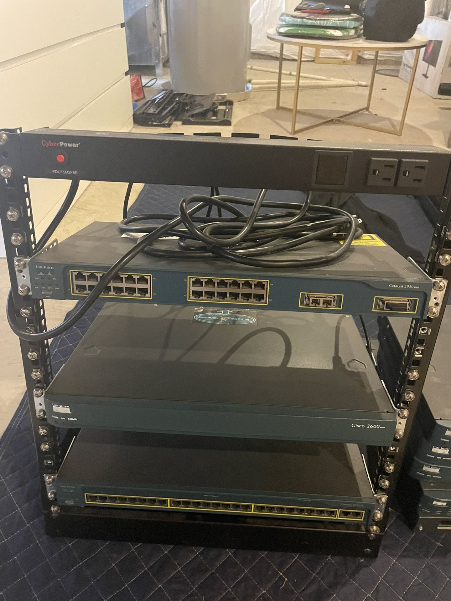 Cisco Catalyst 2950 And 2600