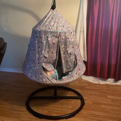 Hanging Tent For Kids And Adults. 