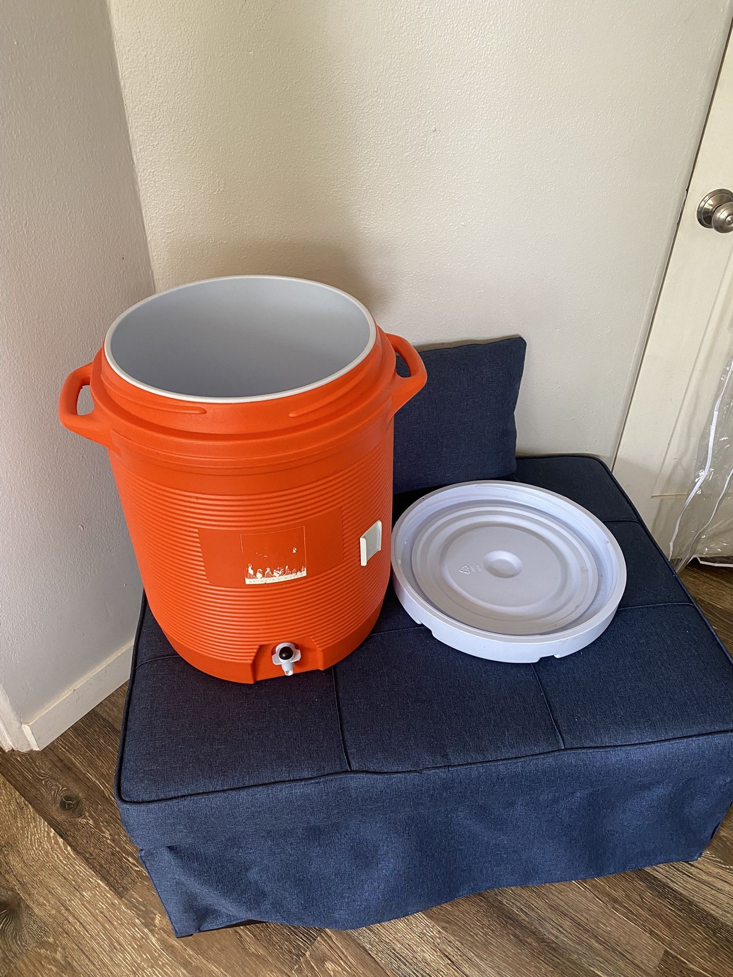 Water Cooler 10gallon