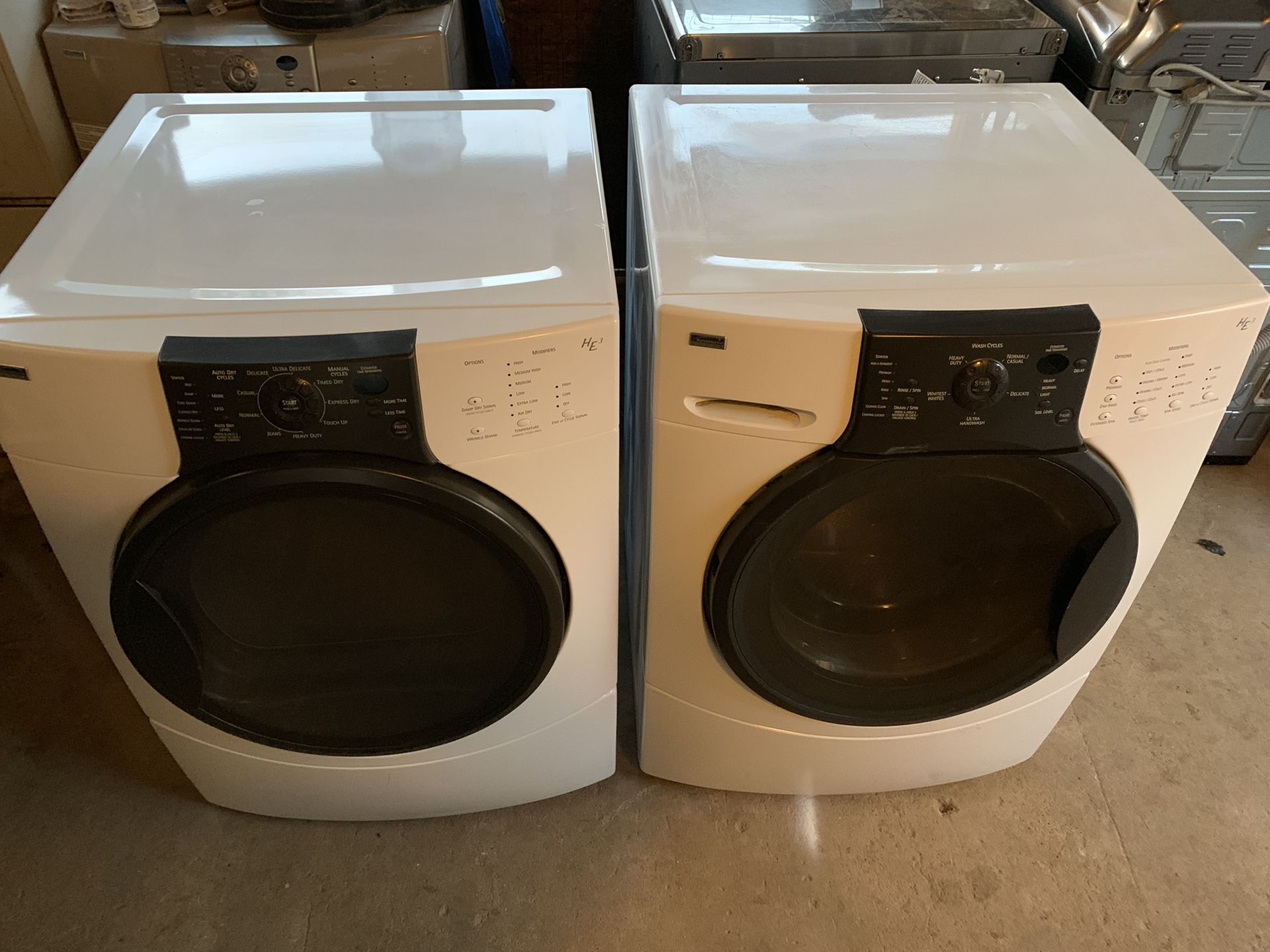Kenmore washer and Gas dryer both work great. I can delivery