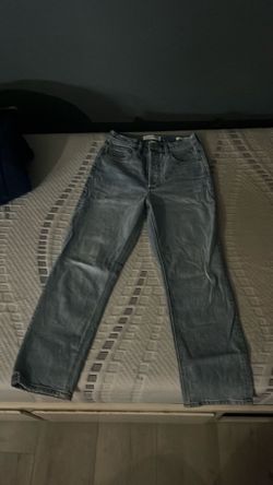 Women/ teenager jeans size 27