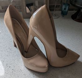 Jessica Simpson Calie nude patent platform pumps high heel stiletto