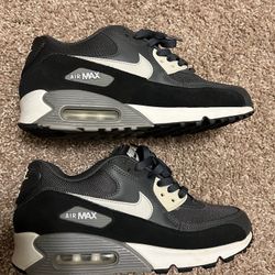 Nike Air Max 90