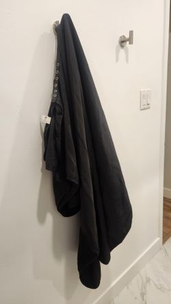 Salon Hair Cutting Cape- Adjustable (Black)