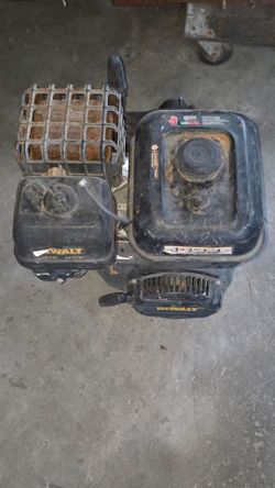 ​DeWalt 420cc Commercial Gas Engine Only - 15HP