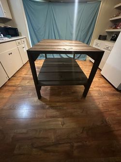 Center Island/ Table & Shoe rack/ Bench