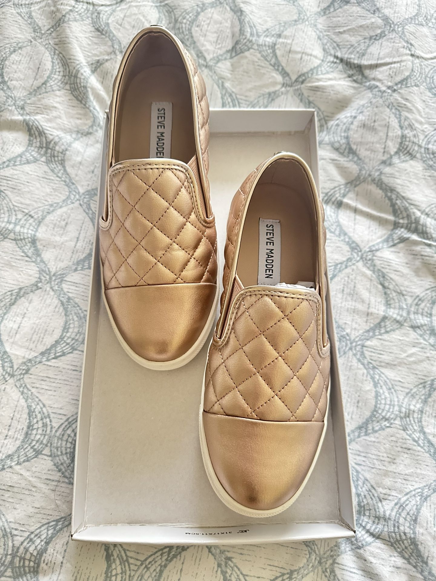 Steve Madden slip In shoes size 5