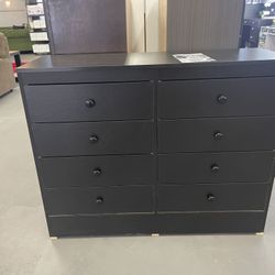 Black 8- Drawer Compressed Wood Dresser