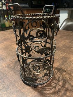 Napkin holder decor