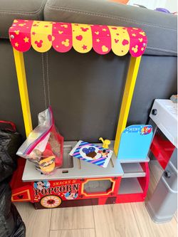Mickey  ice cream stand
