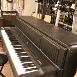 Yamaha CP-60M Acoustic/Electric Upright