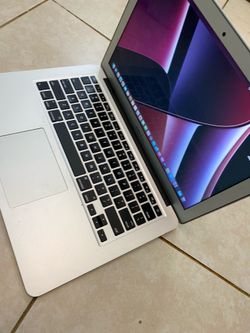 Apple MacBook Air