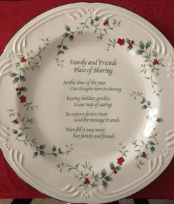 Pfaltzgraff Winterberry Family and Friends Platter