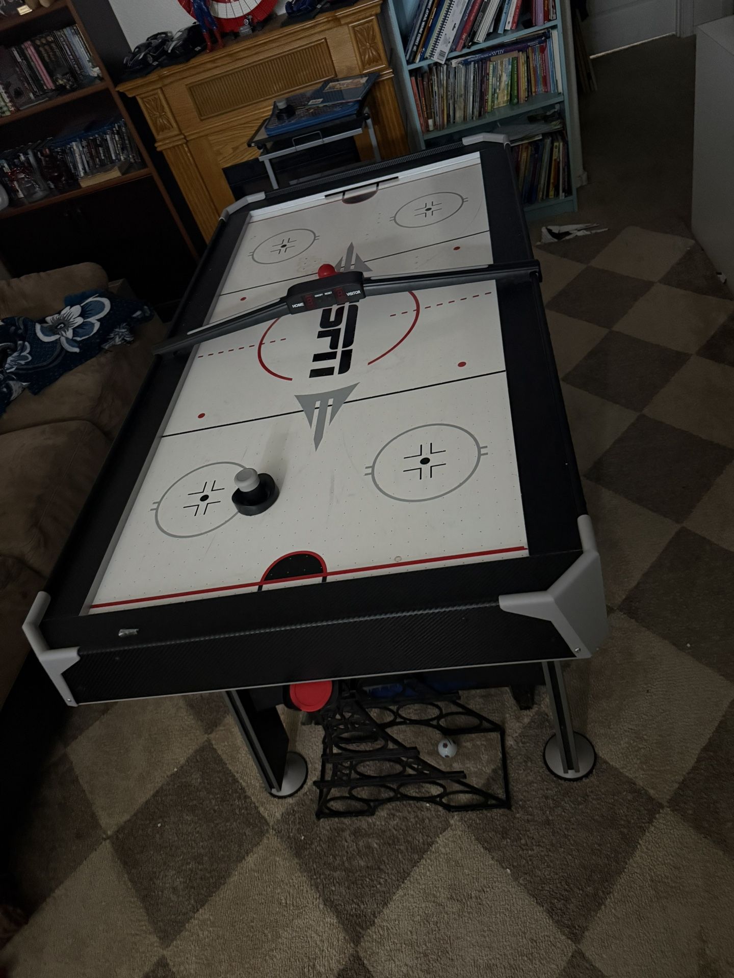 Air Hockey Table