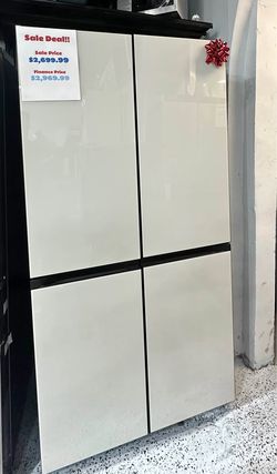 Samsung - 35 in. Wide Bespoke 22 cu. ft. Counter Depth 4-Door French Door