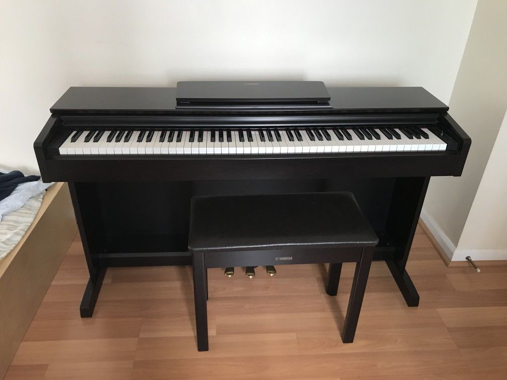 Yamaha ydo 143r arius series console digital piano with bench