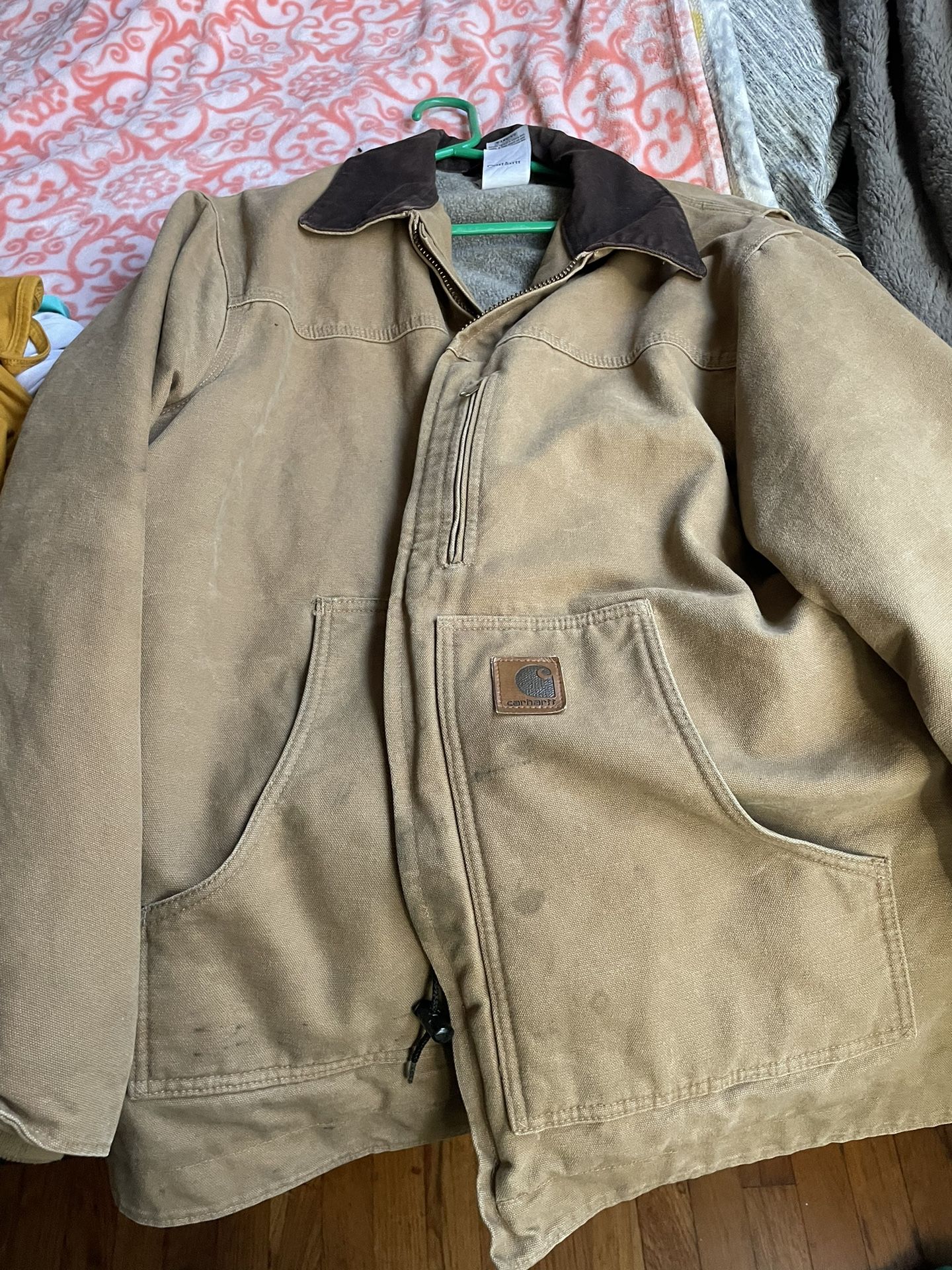 men’s XL carhardt jacket lined  non smoker