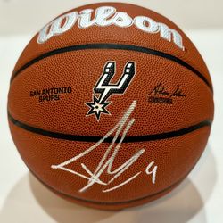 Tony Parker Autograph San Antonio Spurs Signed NBA Wilson Basketball Beckett