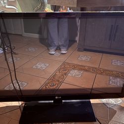 LG Plasma TV 50”