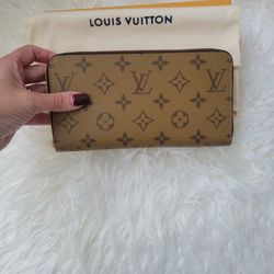 Large Wallet