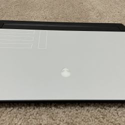 Alienware M15 R4