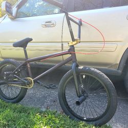 NEW PROFESSIONALLY CUSTOM BUILT KINK PRO BMX BIKE! GREAT DEAL!