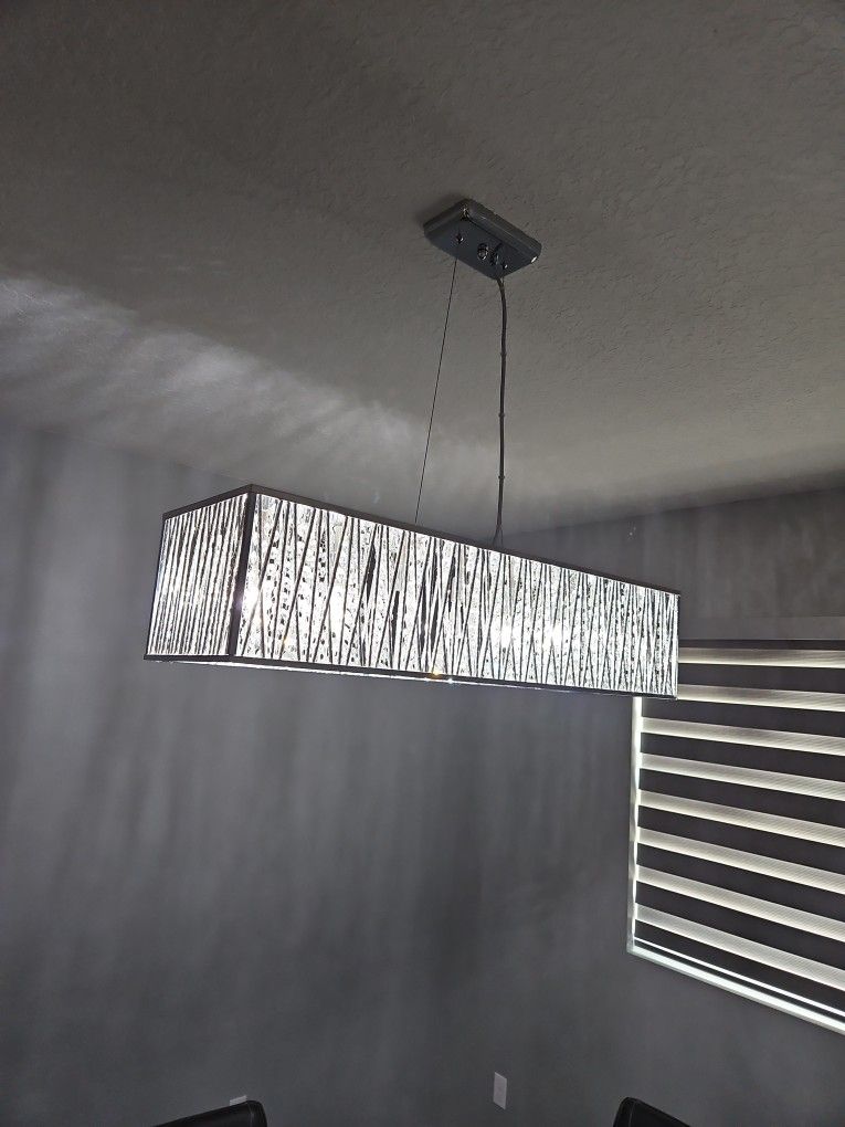 Chandalier Dininig LIGHT chrome With chandelier 7 Lights. 10x8x34 and Pendant 16x16 Matching Light